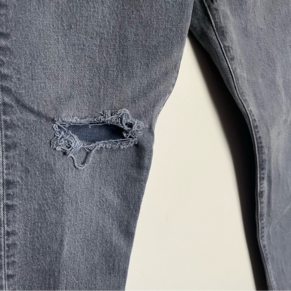 Levi’s Premium 501 Skinny High Rise Button Fly Ripped Washed Black Women Size 27 - Picture 11 of 16